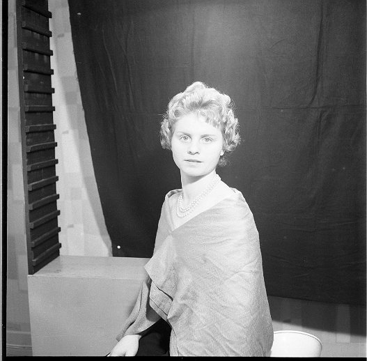1958_Damenportrait008