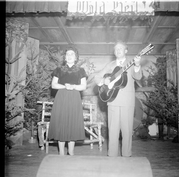 6x6_SchwarzwVerein_003 null