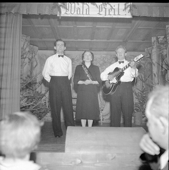 6x6_SchwarzwVerein_015 null