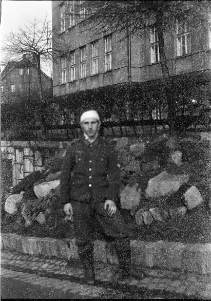 1943-45_Karlsbad_001 null